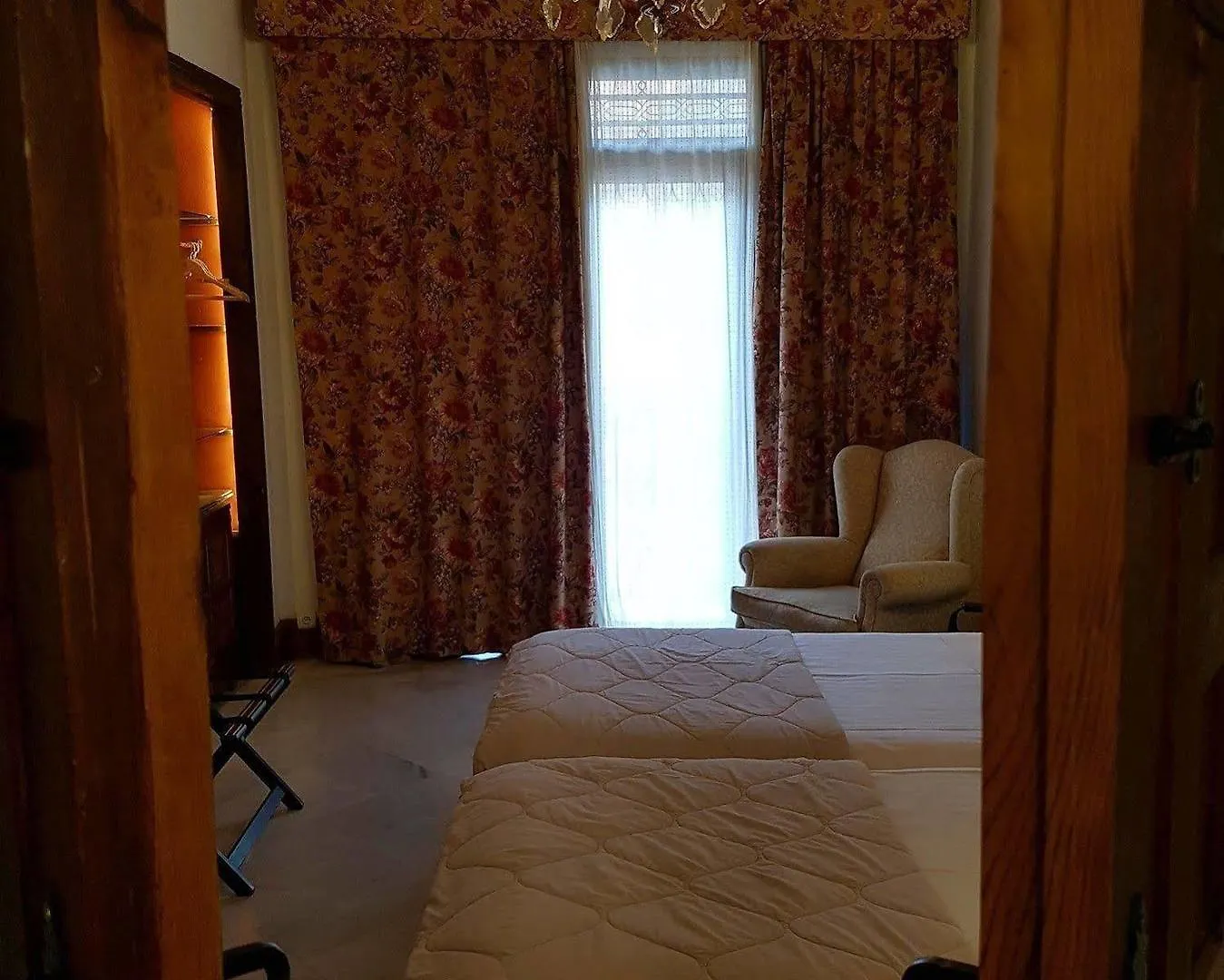 Bed & Breakfast Palacio Del Cobertizo De Santa Ines Granada